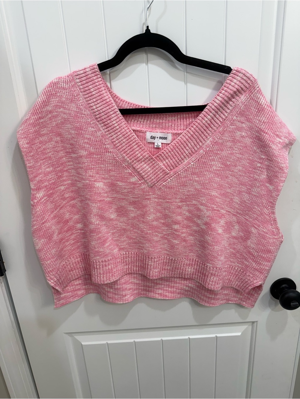 day + moon Pink Marled V-Neck Knit Tank Top